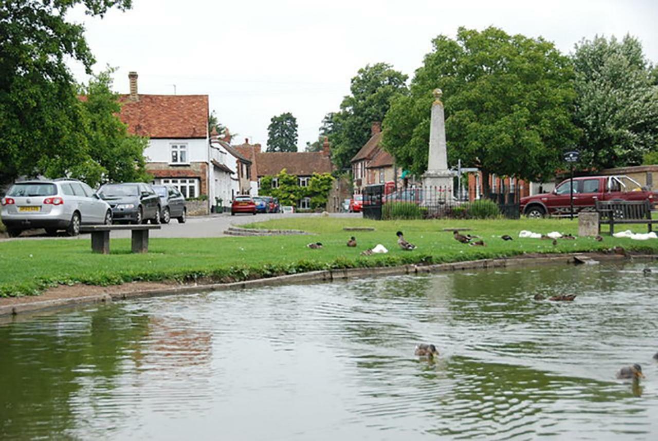 Village Homestay B&B Near Oxford Haddenham  Εξωτερικό φωτογραφία