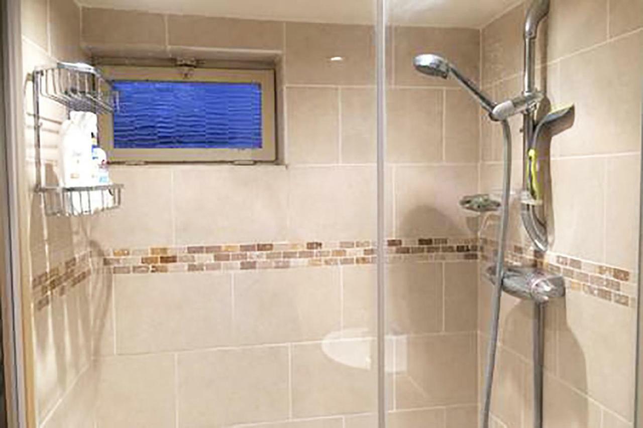 Village Homestay B&B Near Oxford Haddenham  Εξωτερικό φωτογραφία